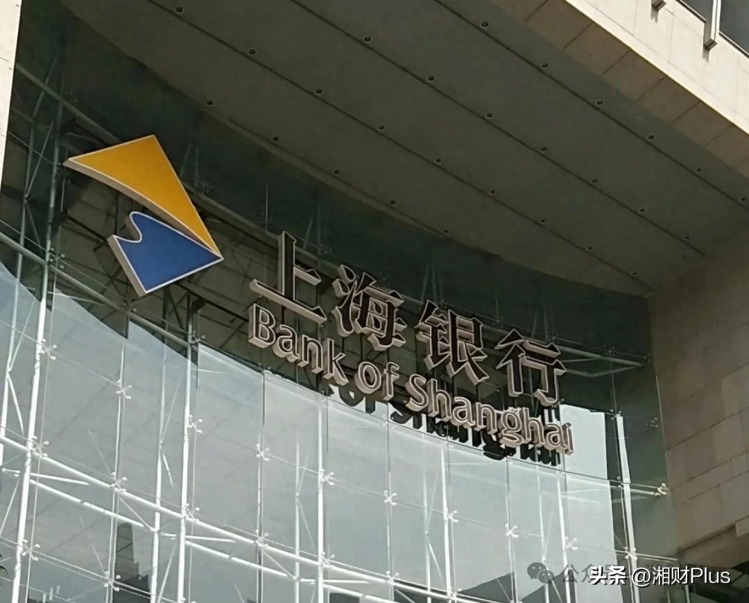 债市公告精选（4月11日）|景瑞地产子公司未能清偿1.93亿上海银行到期借款；碧桂园已与项目小组协定重组建议的主要条款