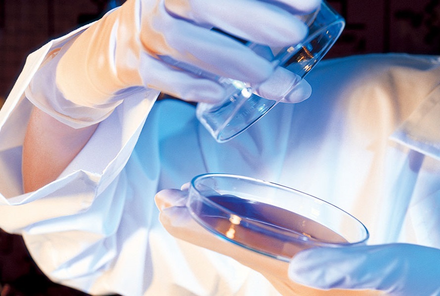 亿帆医药：截止2025年4月10日公司股东人数为40,794人