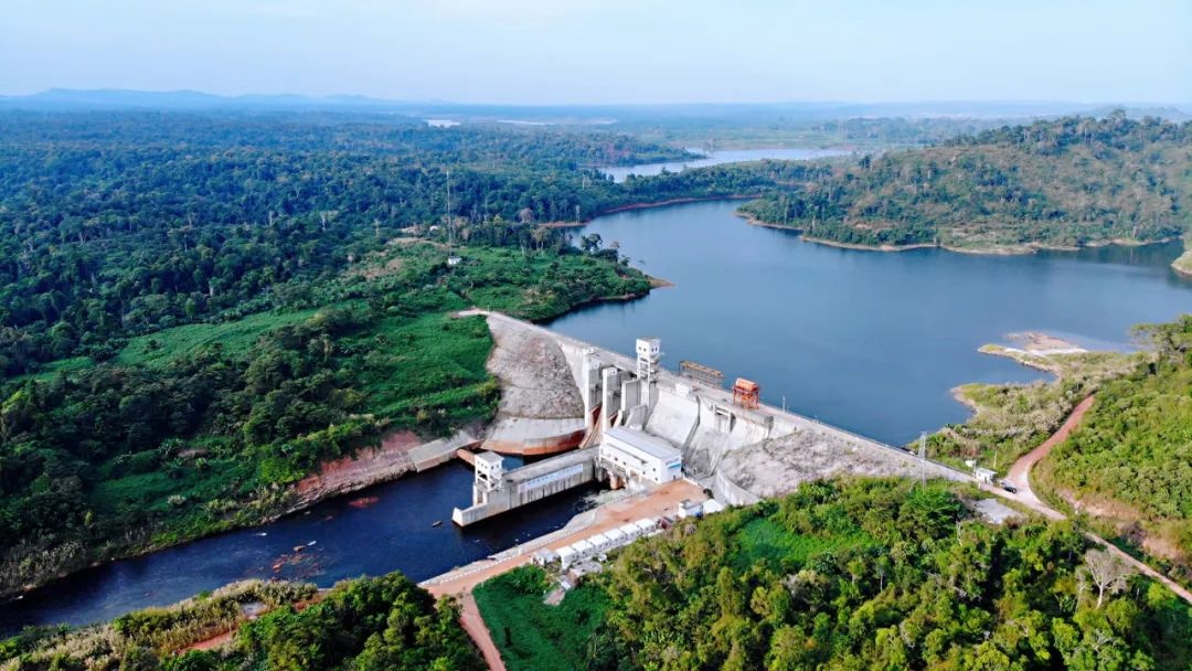 美国对柬加征49%关税 柬埔寨政府积极制定应对策略