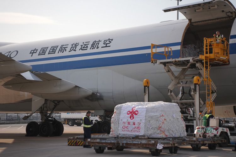 中国政府援助缅甸第二批紧急人道主义地震救灾物资运抵交付