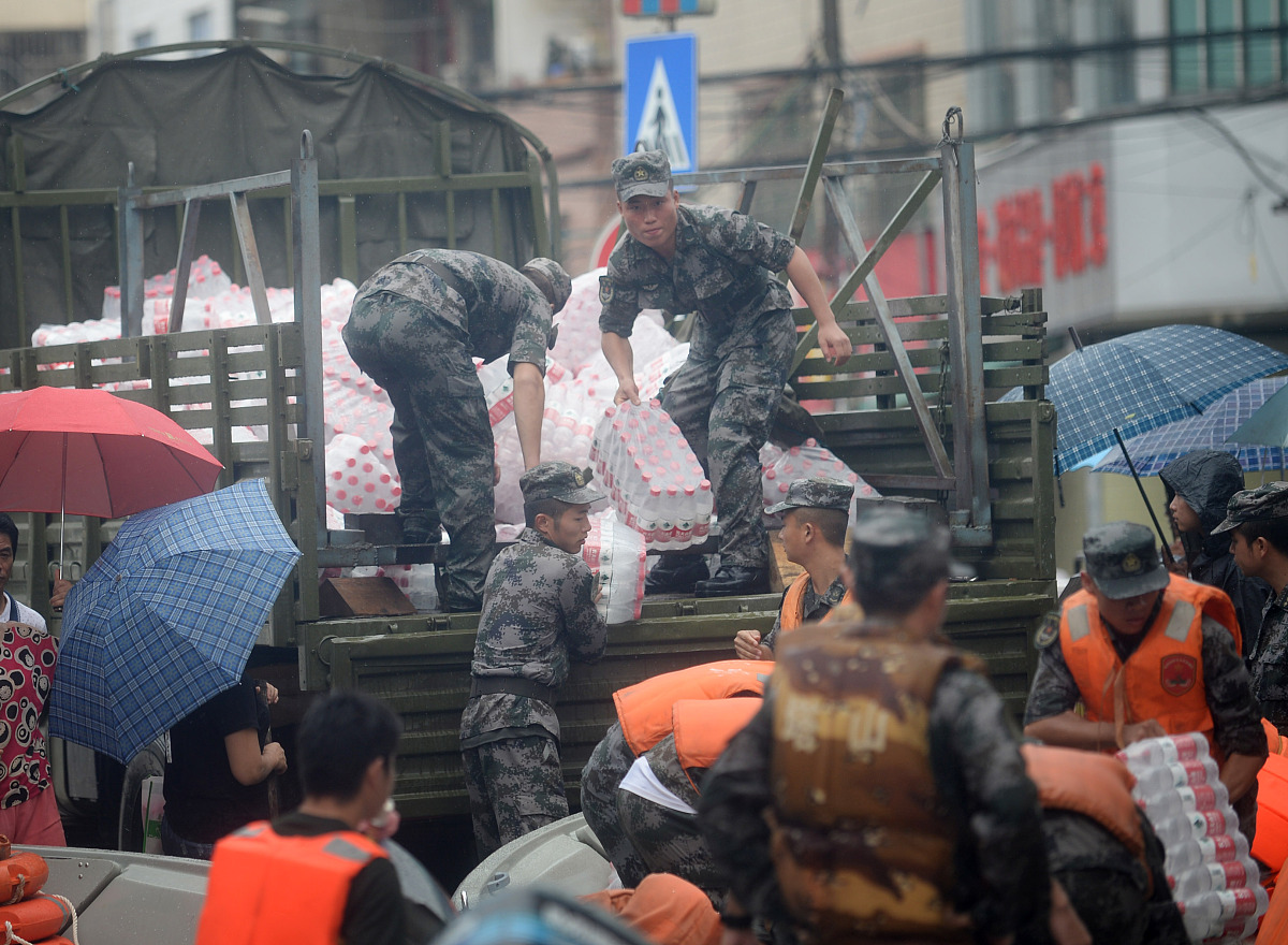 中国政府援助缅甸第三批紧急人道主义地震救灾物资运抵交付