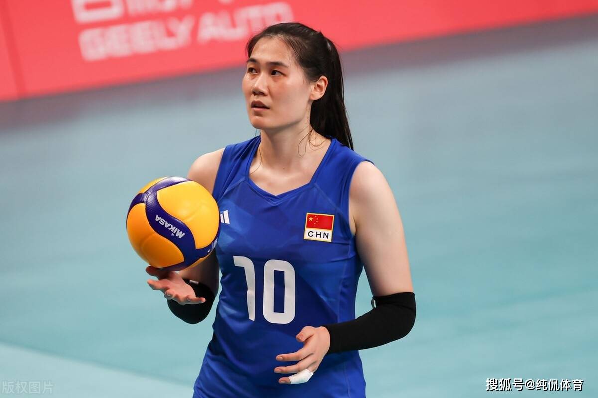 张燕生：特朗普要推卸大国责任世界会乱，中国不应浪费调整变革的重大机遇