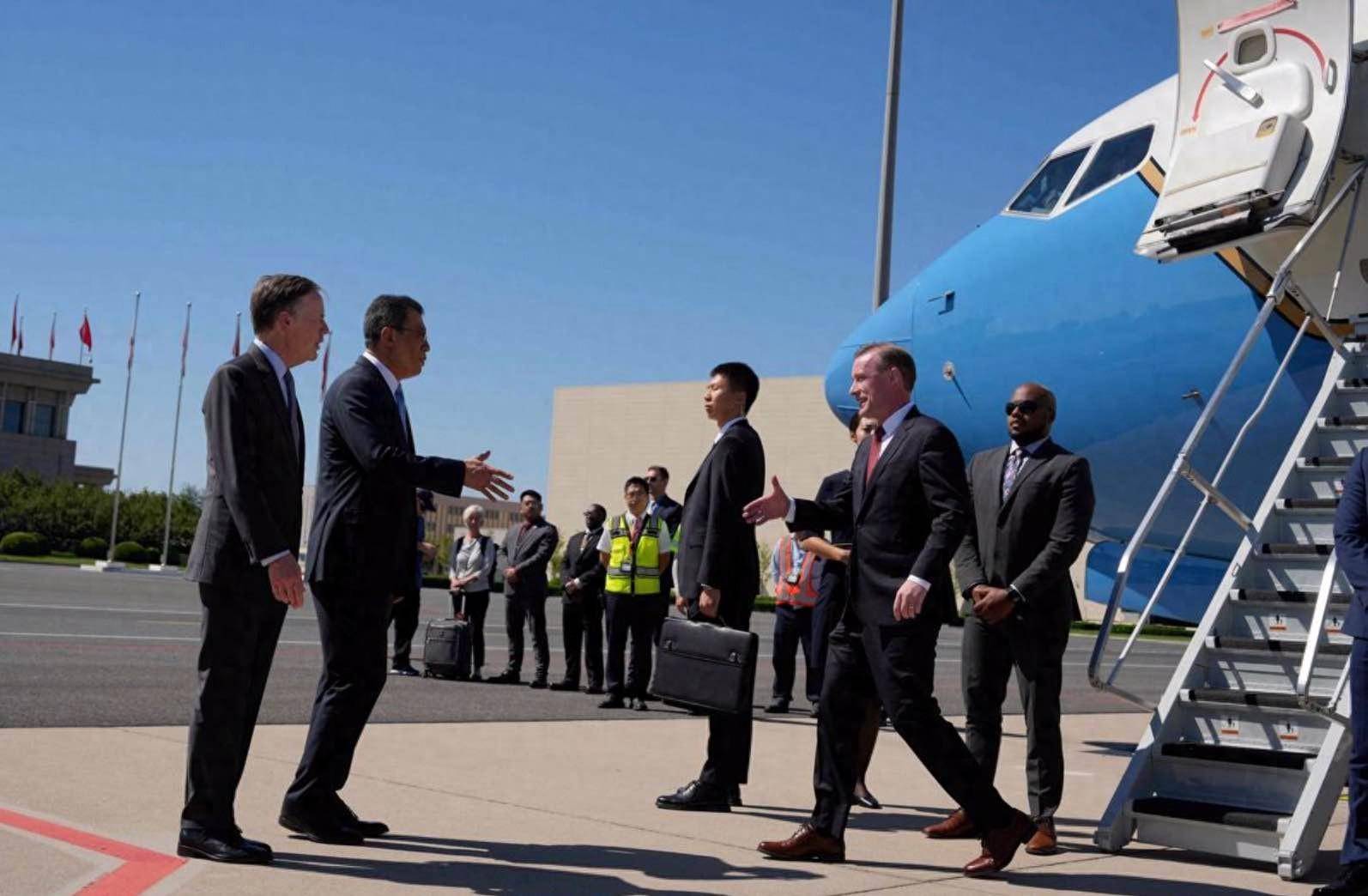 潘功胜：中方欢迎更多拉美国家来华发行熊猫债