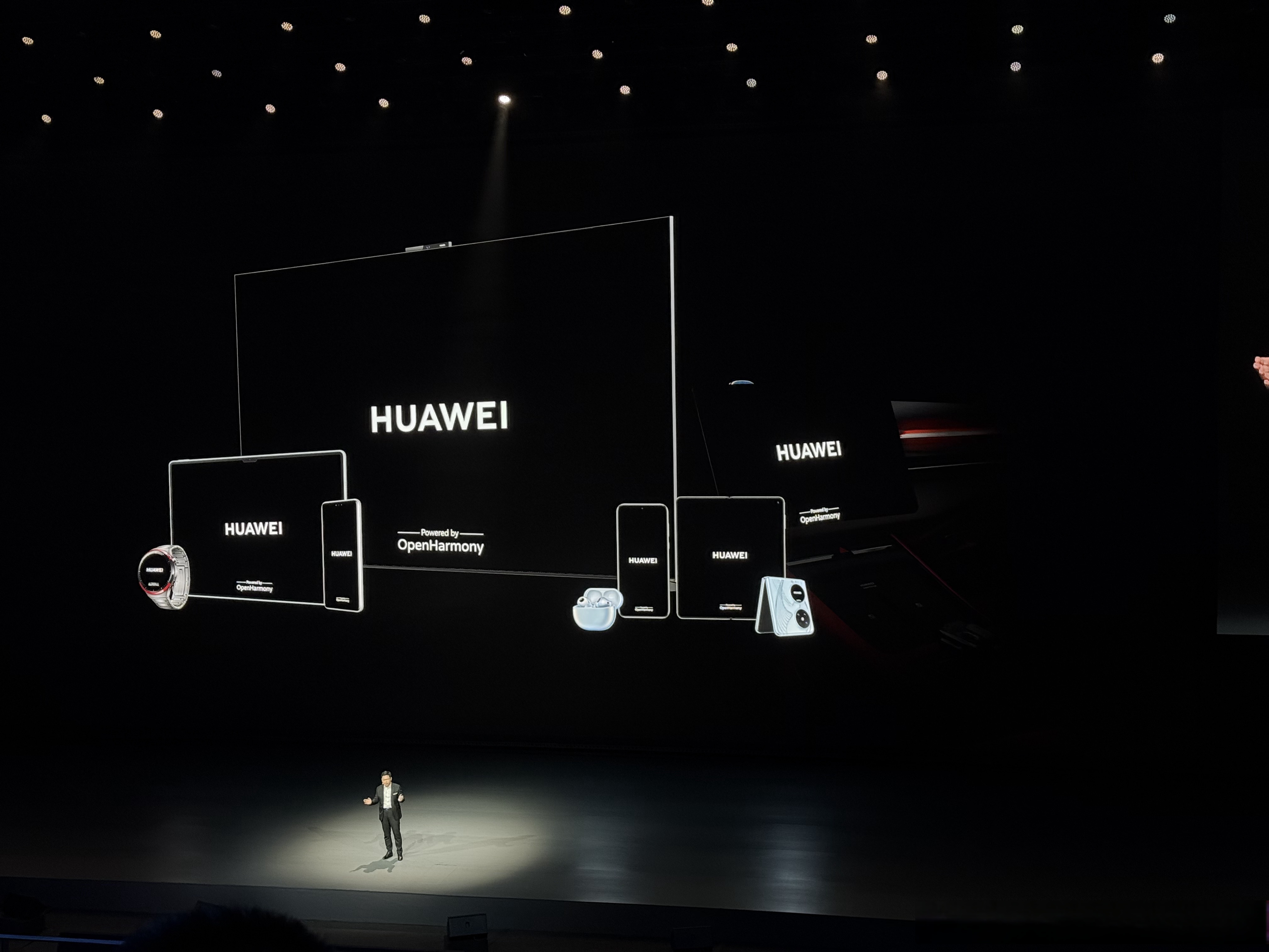 鸿蒙正式亮相电脑端！中国国产操作系统实现关键性拓展