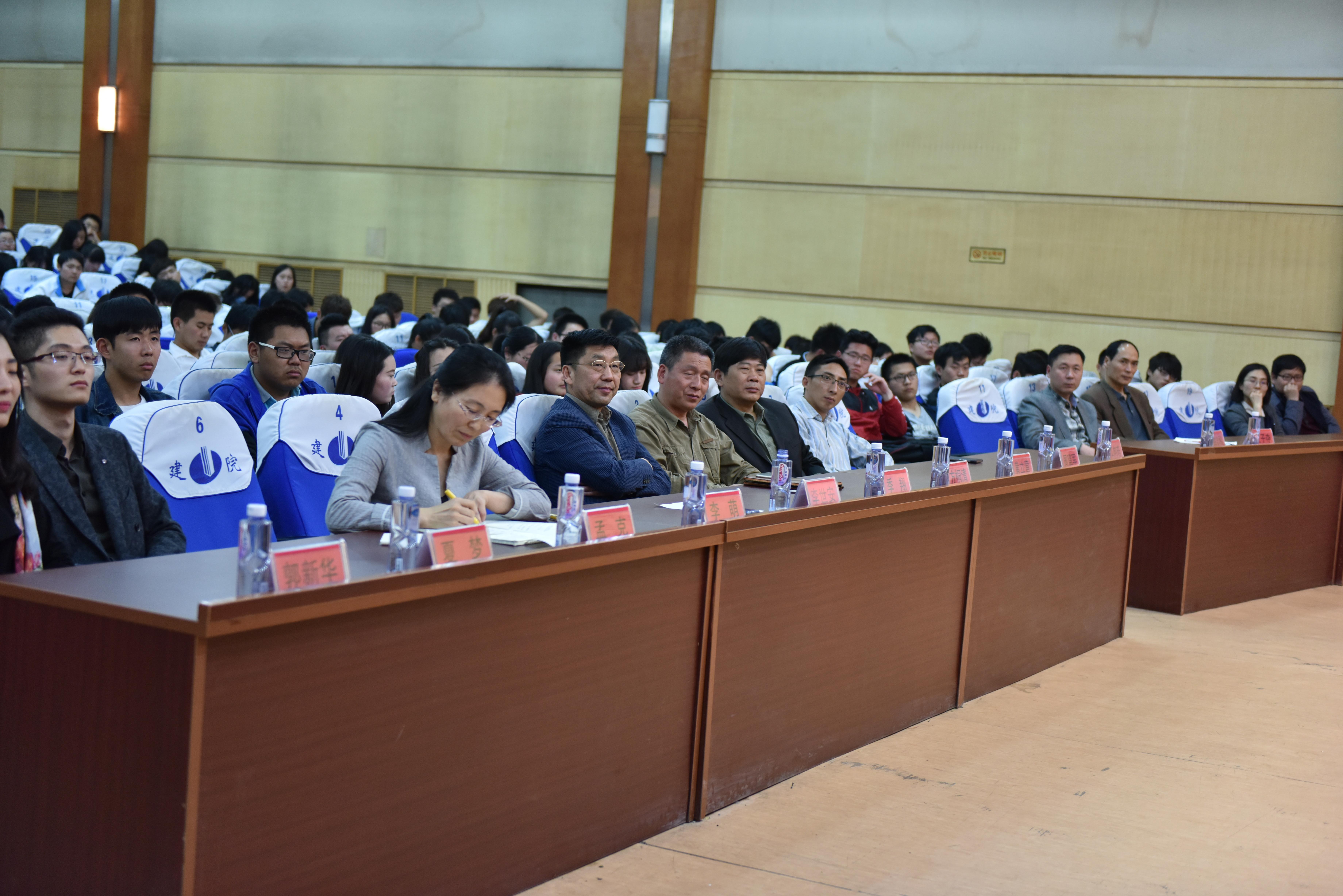 多浦乐：公司通过联合申报课题形式与高等院校合作