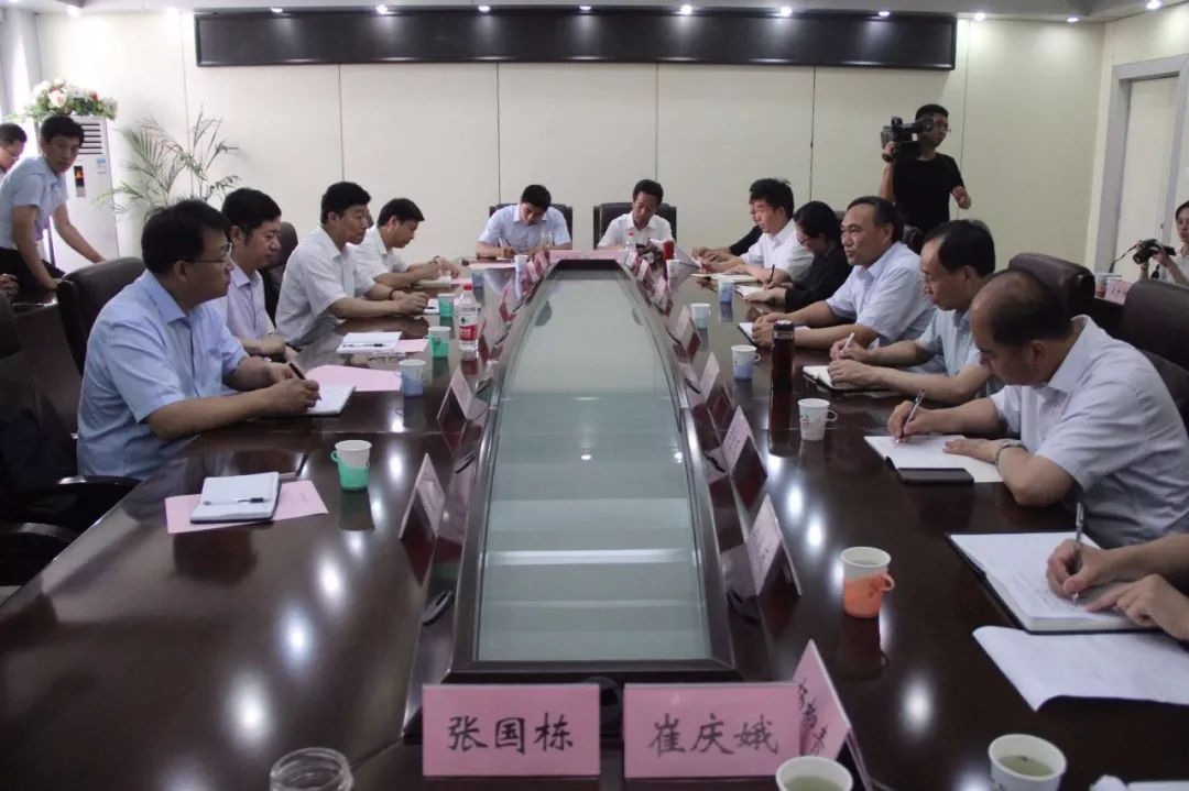 吕瑞浩公参调研中国路桥驻埃塞代表处