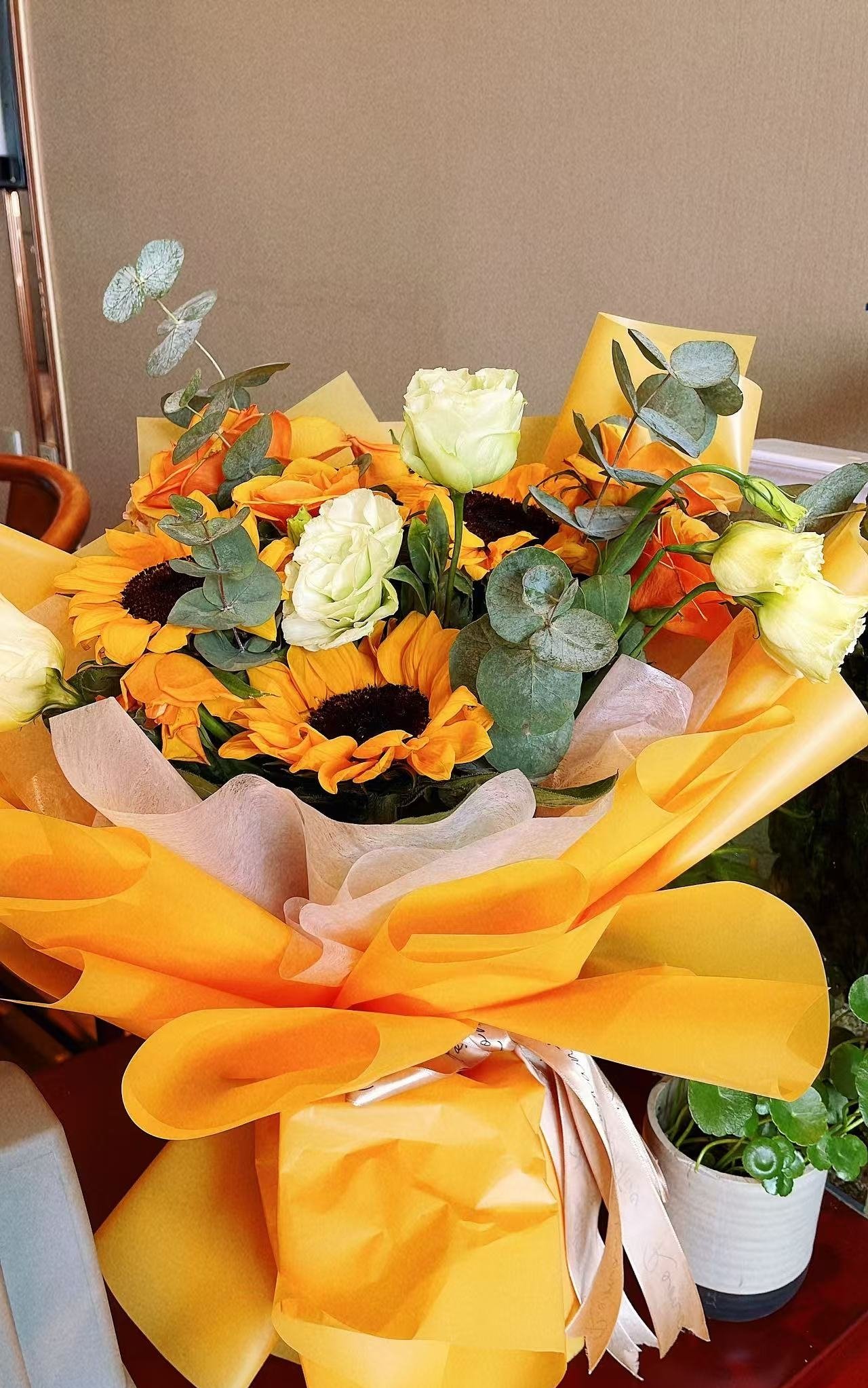 美团闪购618全周期：60余类商品成交额翻倍，带动近850个品牌翻倍增长