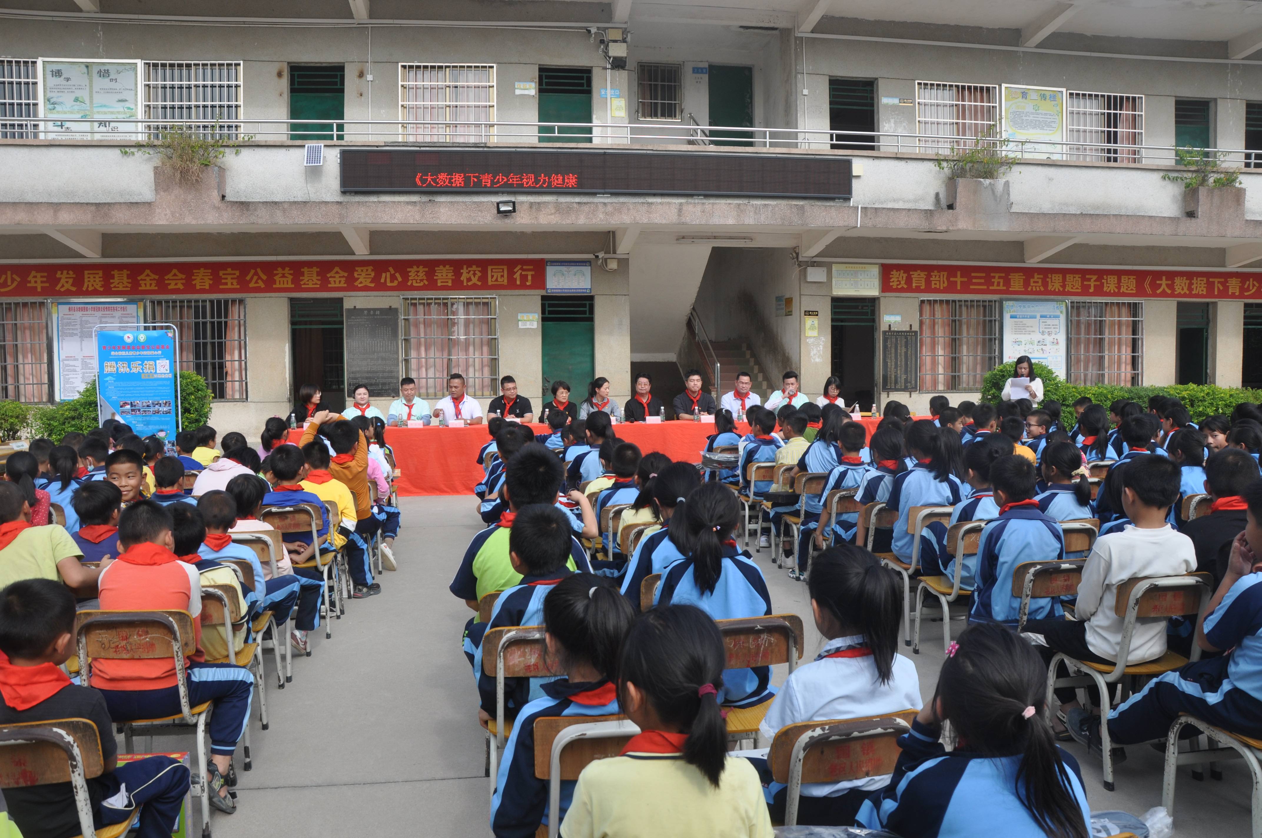 奥运精神激荡校园，袋鼠妈妈青春美校园公益行第六站走进西安