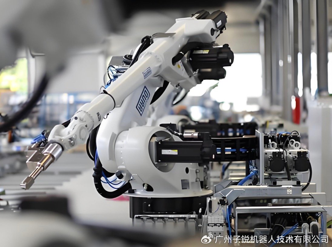 国产深水机械手成功应用