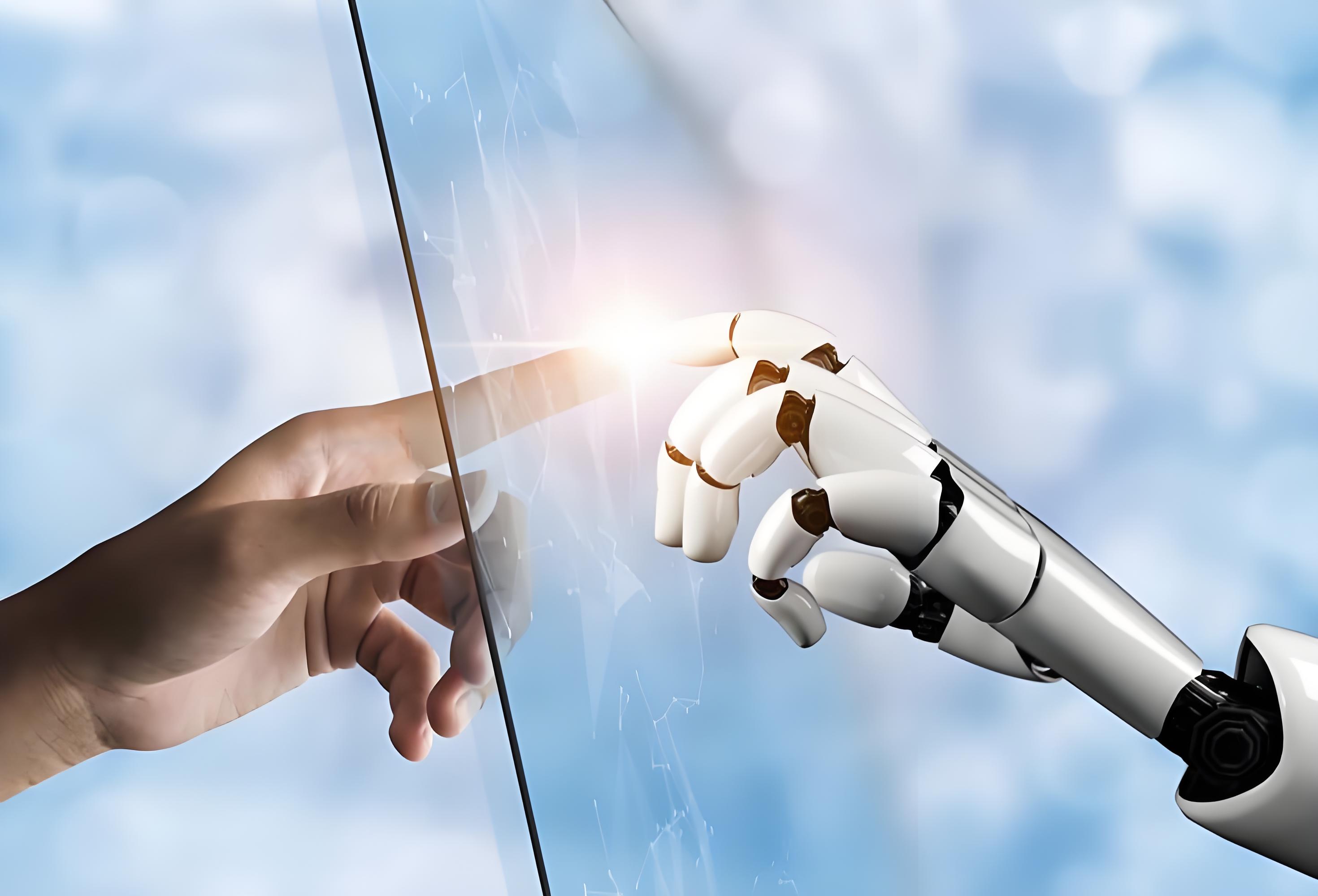 技术突破资本加码 人形机器人商用加速