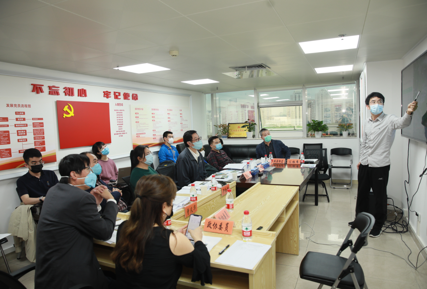 大门敞开，共享市场新机遇――中国发展增益世界之开放性