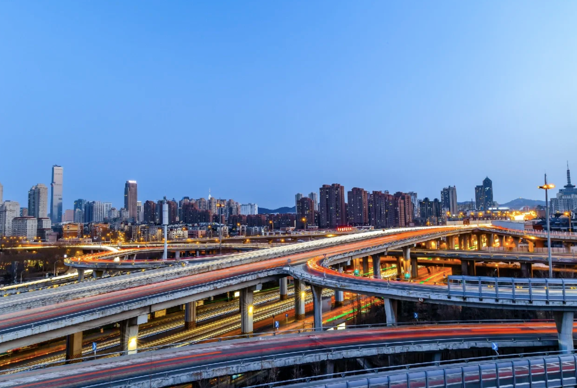 前7个月柬埔寨国际贸易额超363亿美元，同比增长16.5%，中国仍是柬第一大贸易伙伴