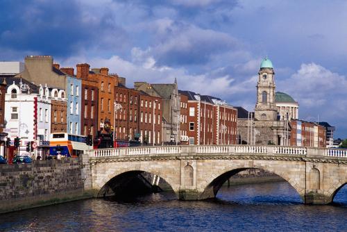 爱尔兰7月份服务业增长放缓