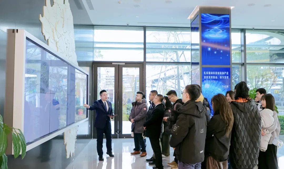 “春晖杯”大赛激发留瑞学子创新创业热情