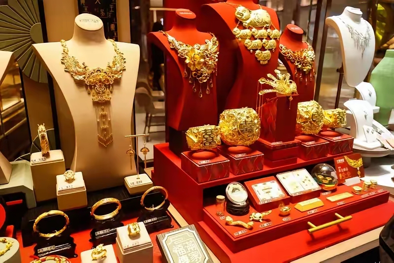 世界黄金协会：更多央行直采本地黄金；华润银行下架润钱包App丨金融早参