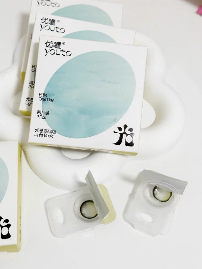 优瞳隐形眼镜联合三甲眼科专家团，AR发布功能护眼新品“4K散光片”