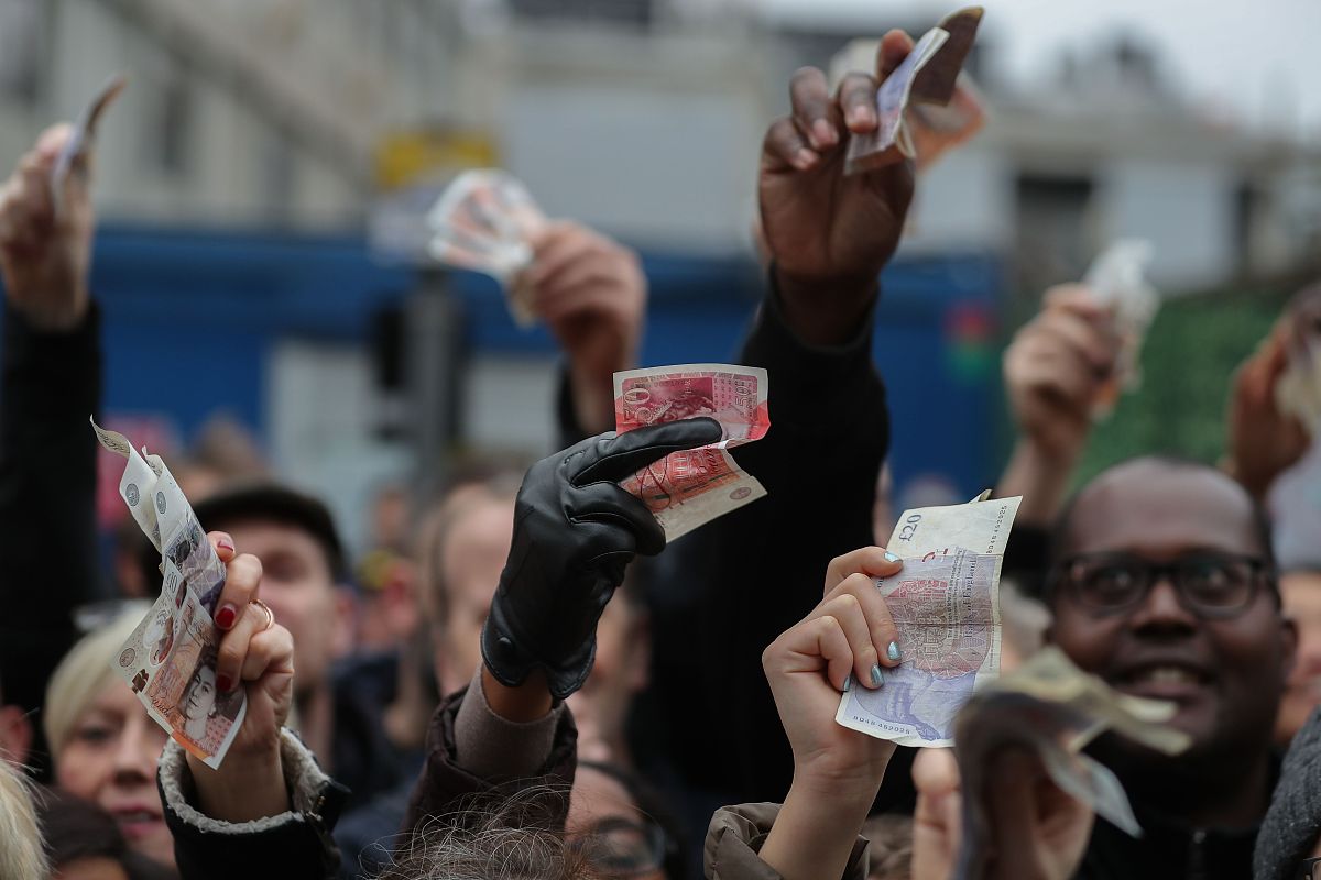 平行市场苏丹镑汇率创历史新低