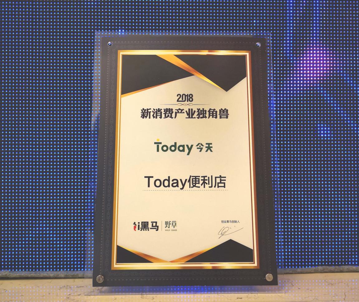 韩便利店因韩流与免签政策迎消费热潮