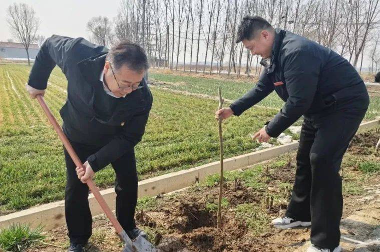 济南公交物资公司开展“春，油燃而生”活动邀客户共赴春日之约