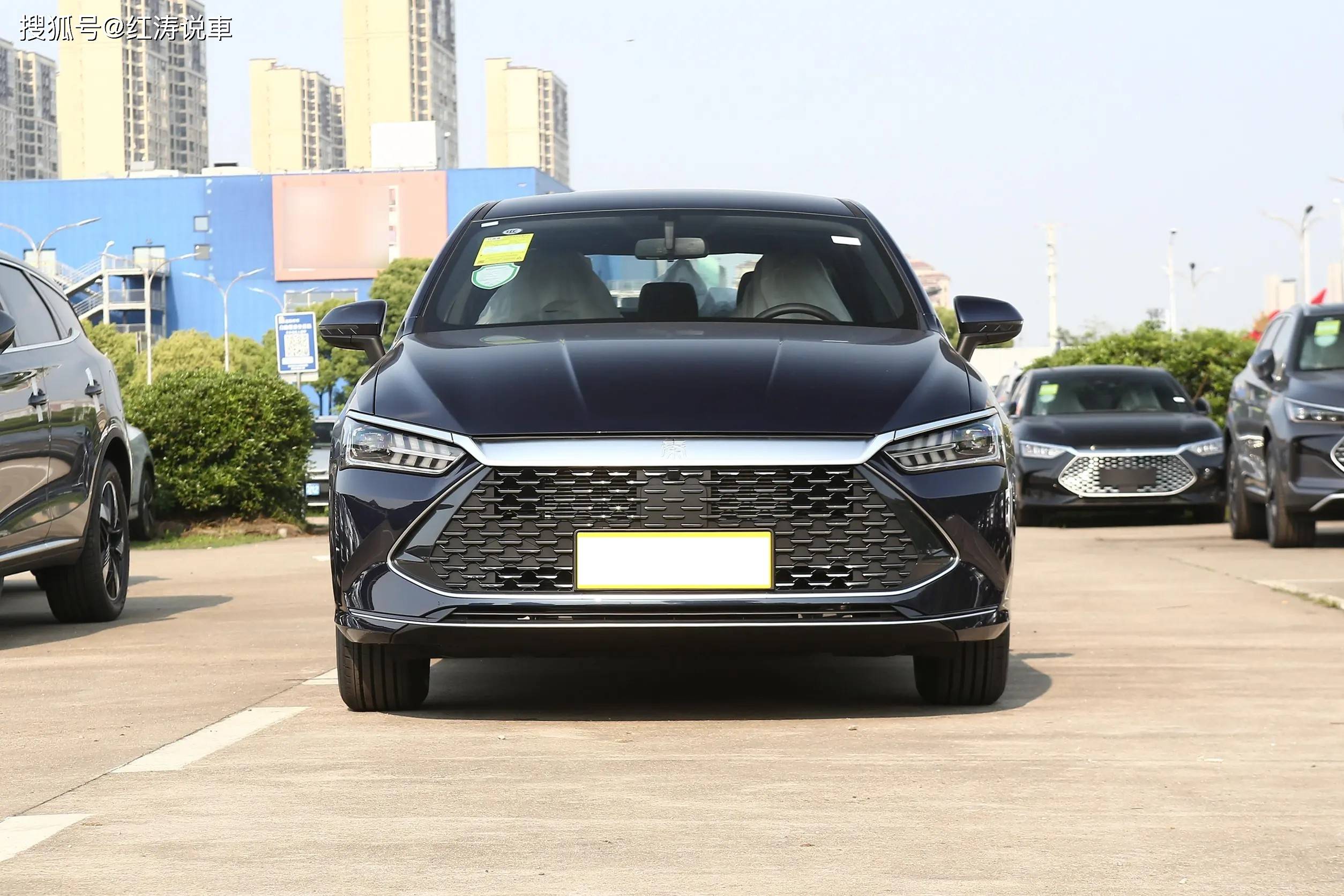 比亚迪获得外观设计专利授权：“进气格栅”