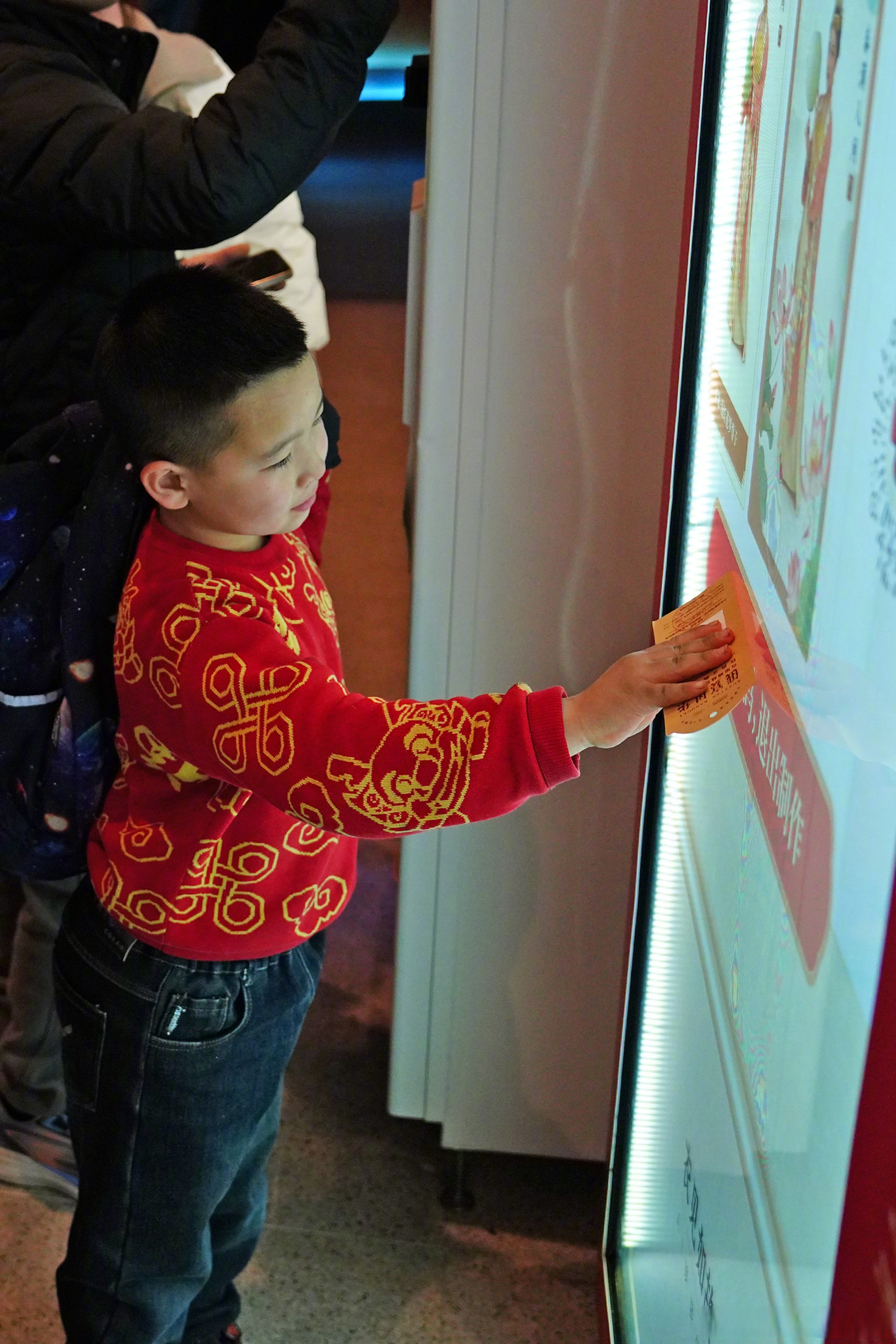 “一秒生成制服照”？ AI岂能如此换装