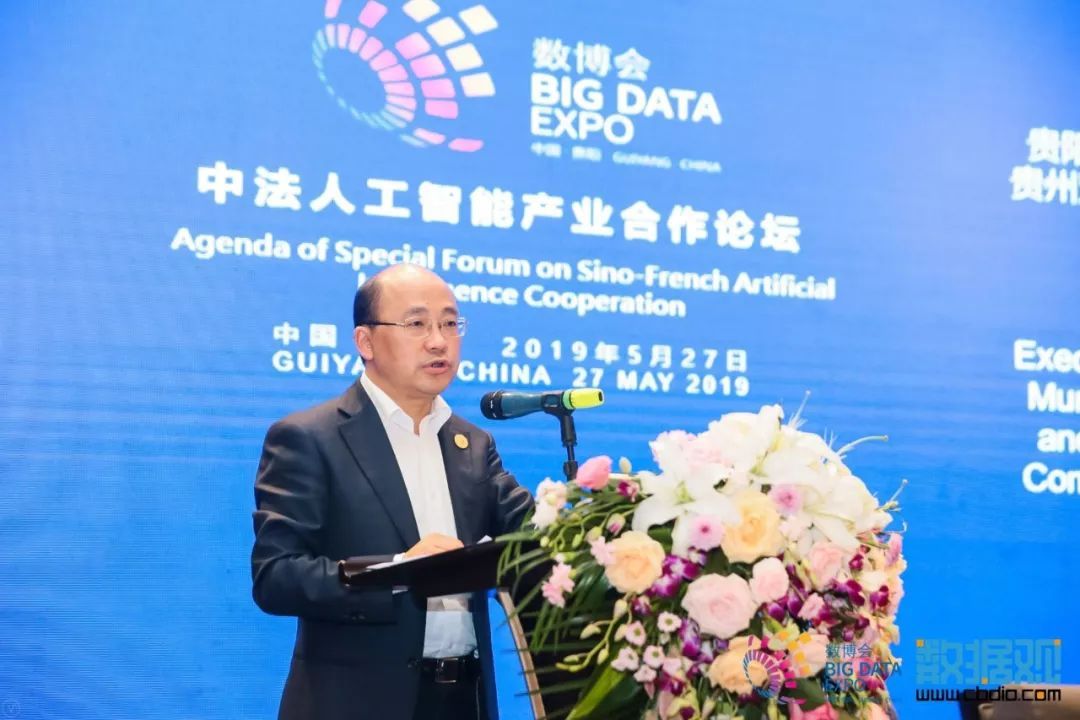 王晖参赞到博法铝土矿公司检查安全生产工作