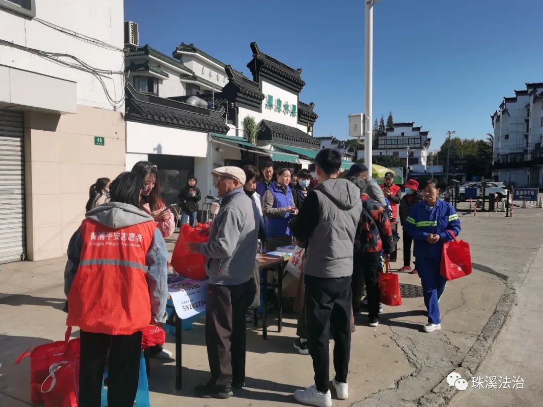 王晖参赞到博法铝土矿公司检查安全生产工作