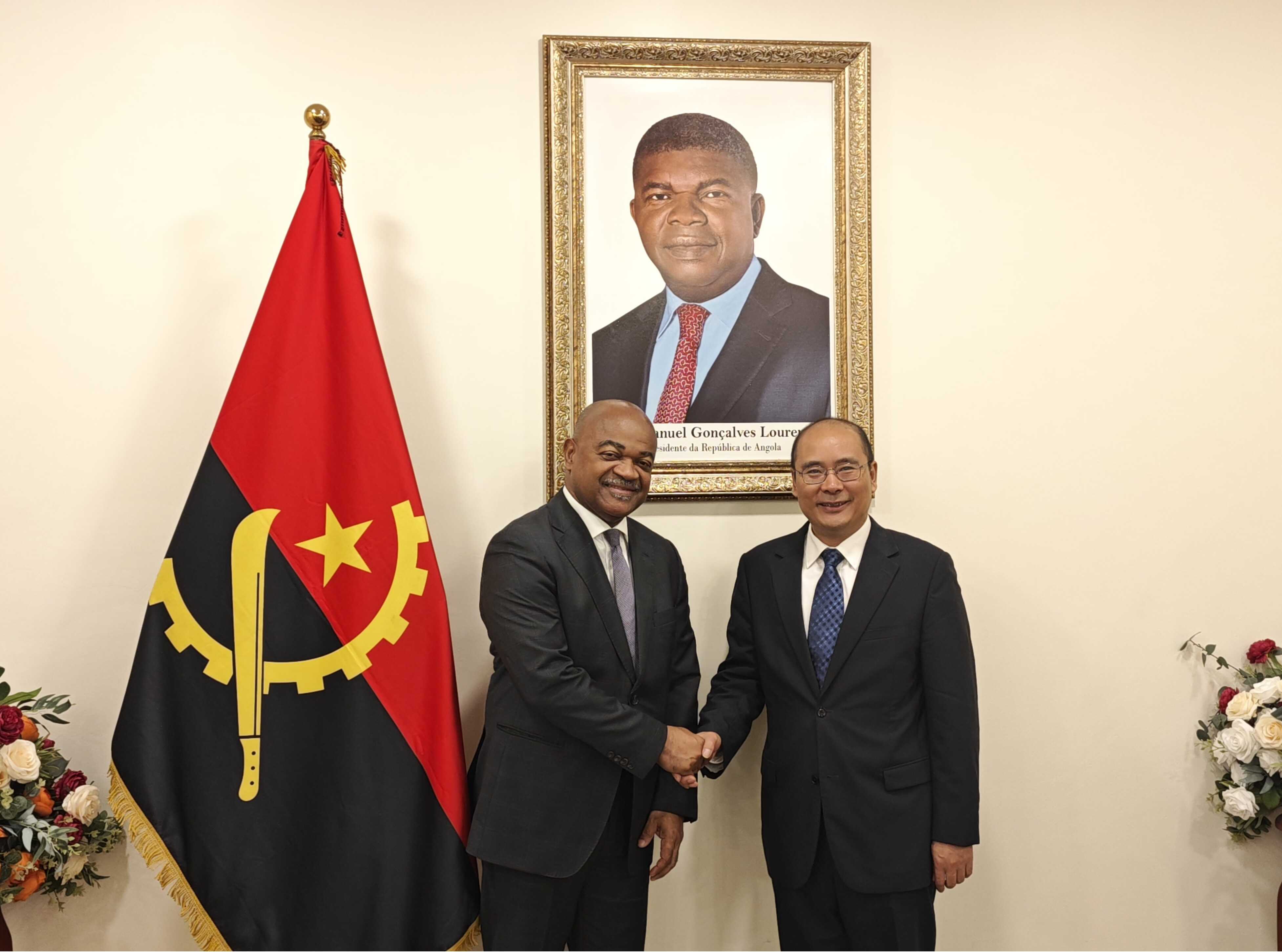 驻安哥拉使馆经商事务参赞陆玉忠出席中国（金华）―安哥拉经贸合作洽谈会