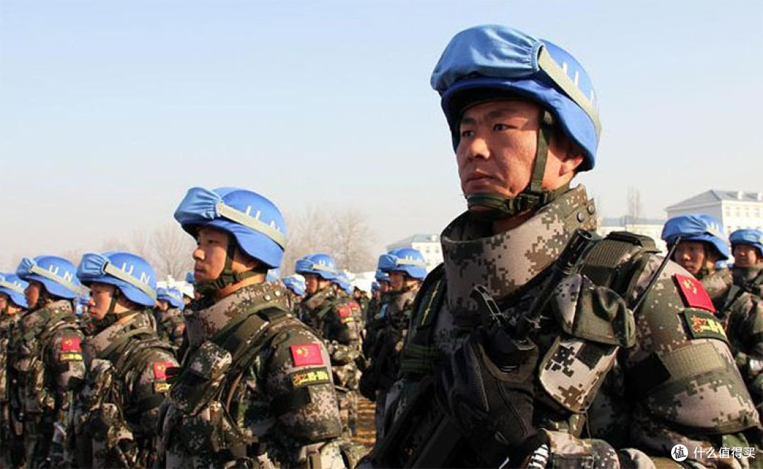 于维华参赞赴马里医院调研