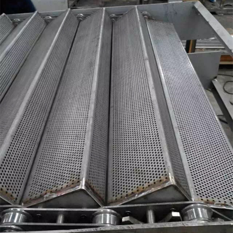 青达环保获得实用新型专利授权：“一种防结垢刮板捞渣机”