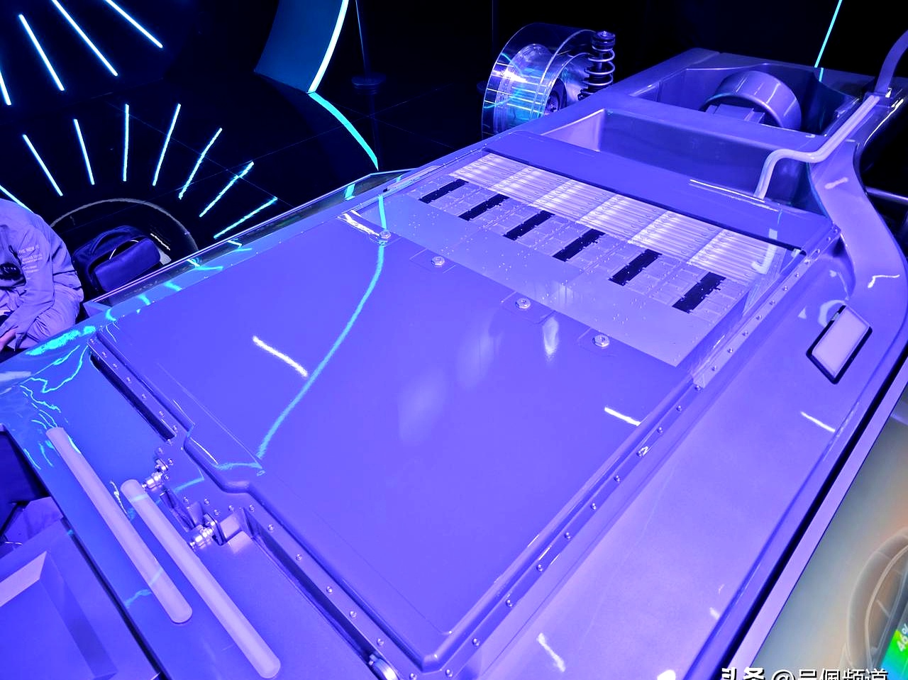 宁德时代获得实用新型专利授权：“电池装置以及用电设备”