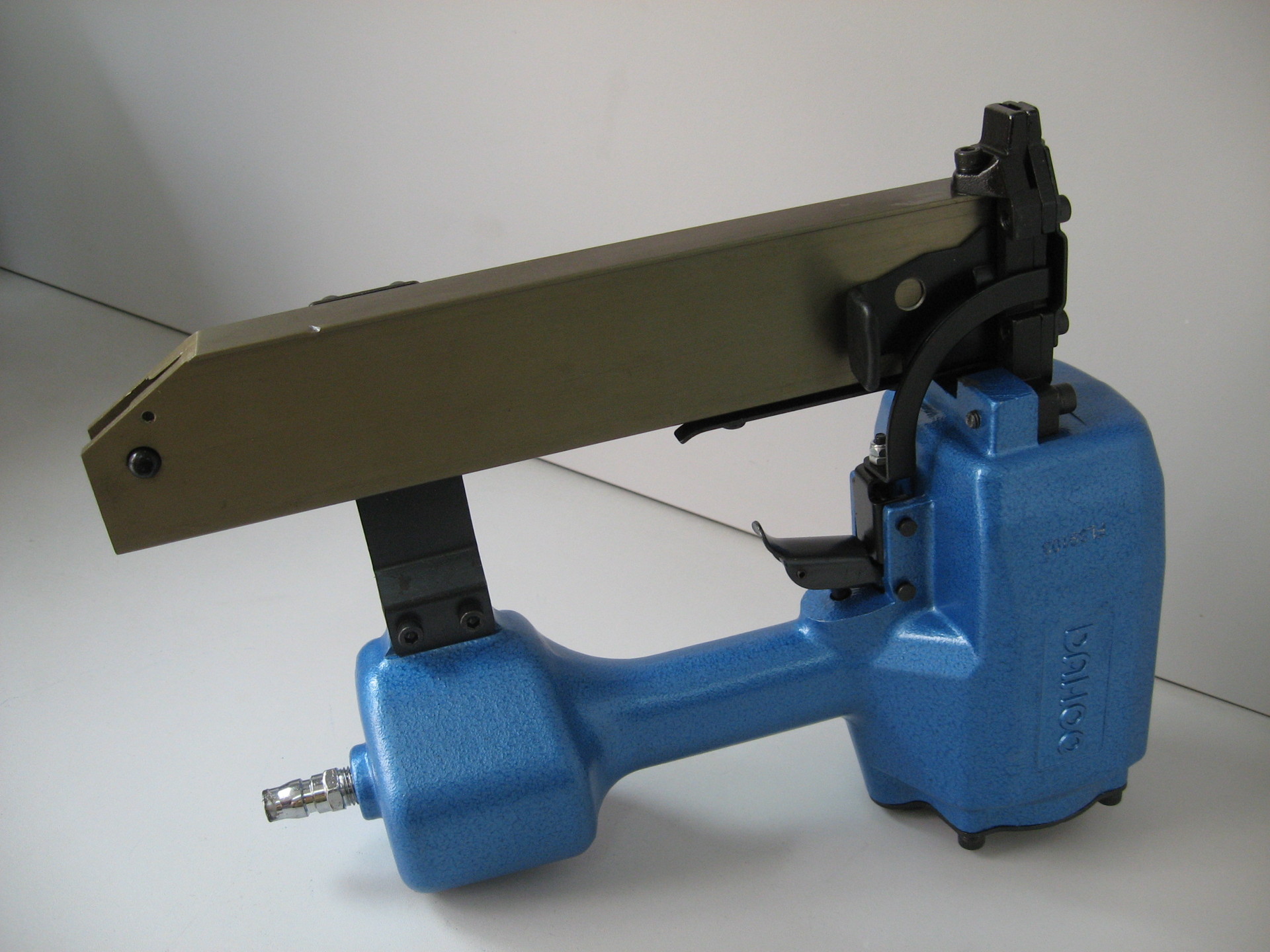 普莱得获得发明专利授权：“气动钉枪”