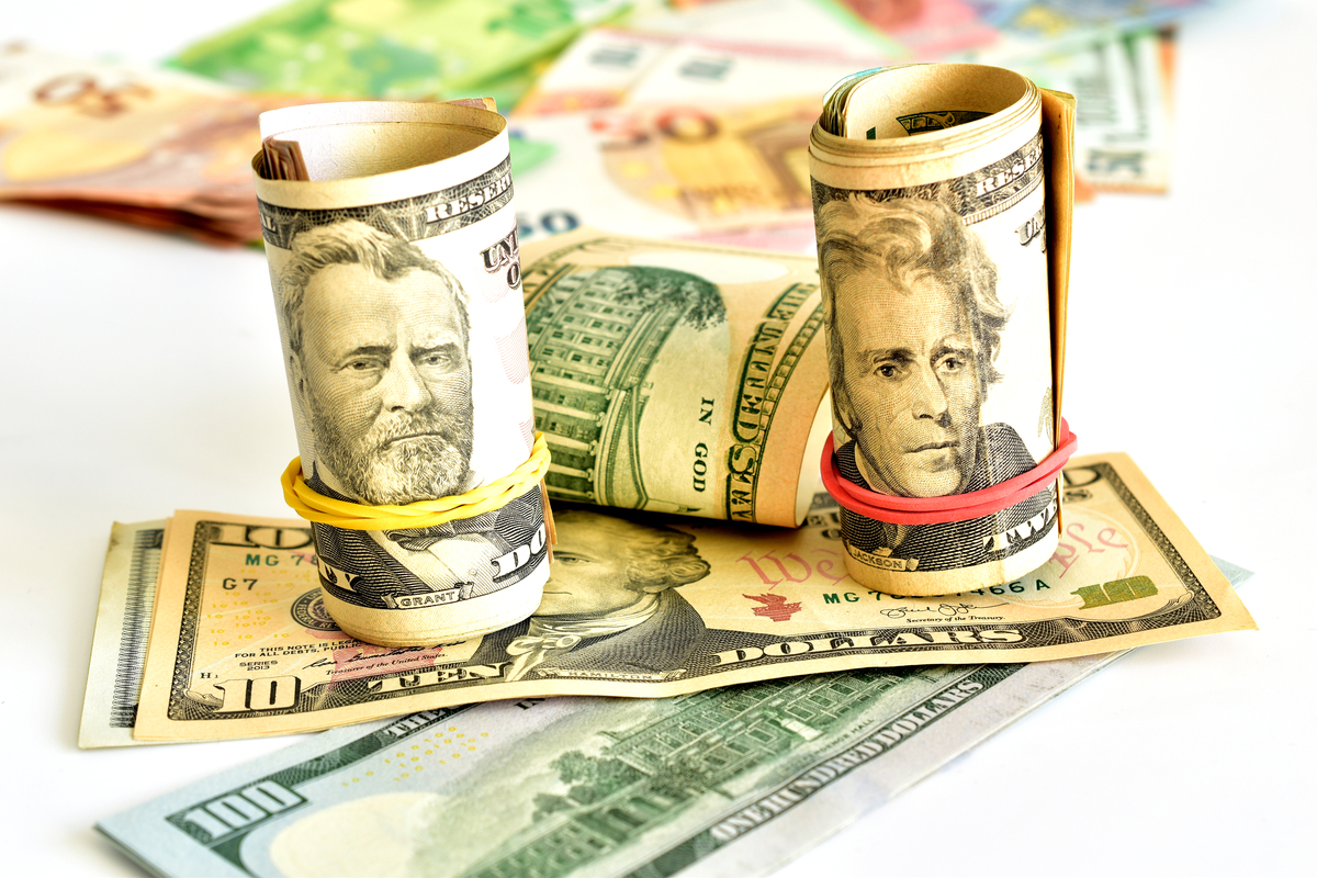 科技巨头掀AI融资浪潮 亚马逊发行150亿美元债券