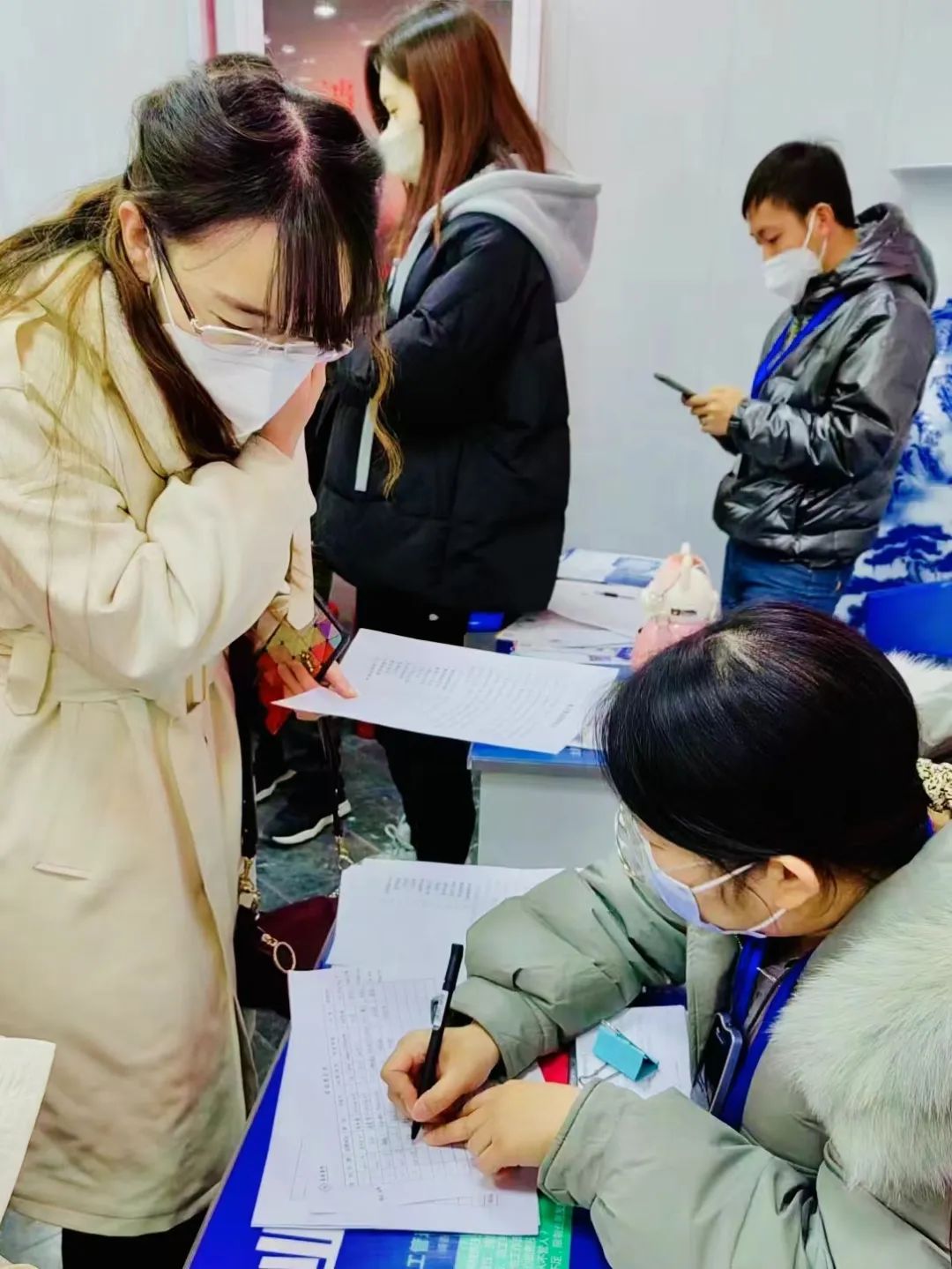 四季度需求回暖，康缘药业回应称10亿级大单品金振口服液增长韧性凸显