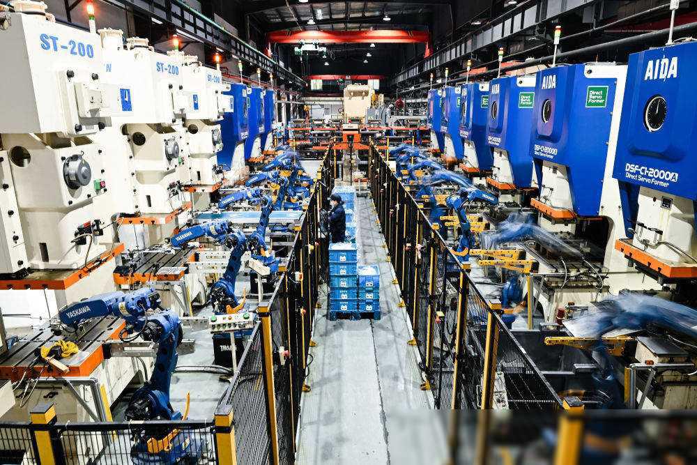 山西银行高层“换防”：任凯重掌帅印，邢毅补位行长，化解盈利压力与资产质量危机成关键