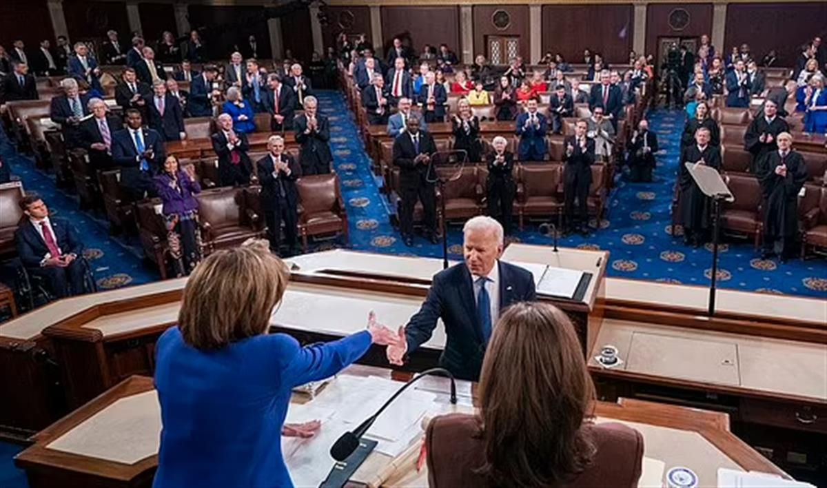 鲁托总统在国情咨文中公布道路扩建计划