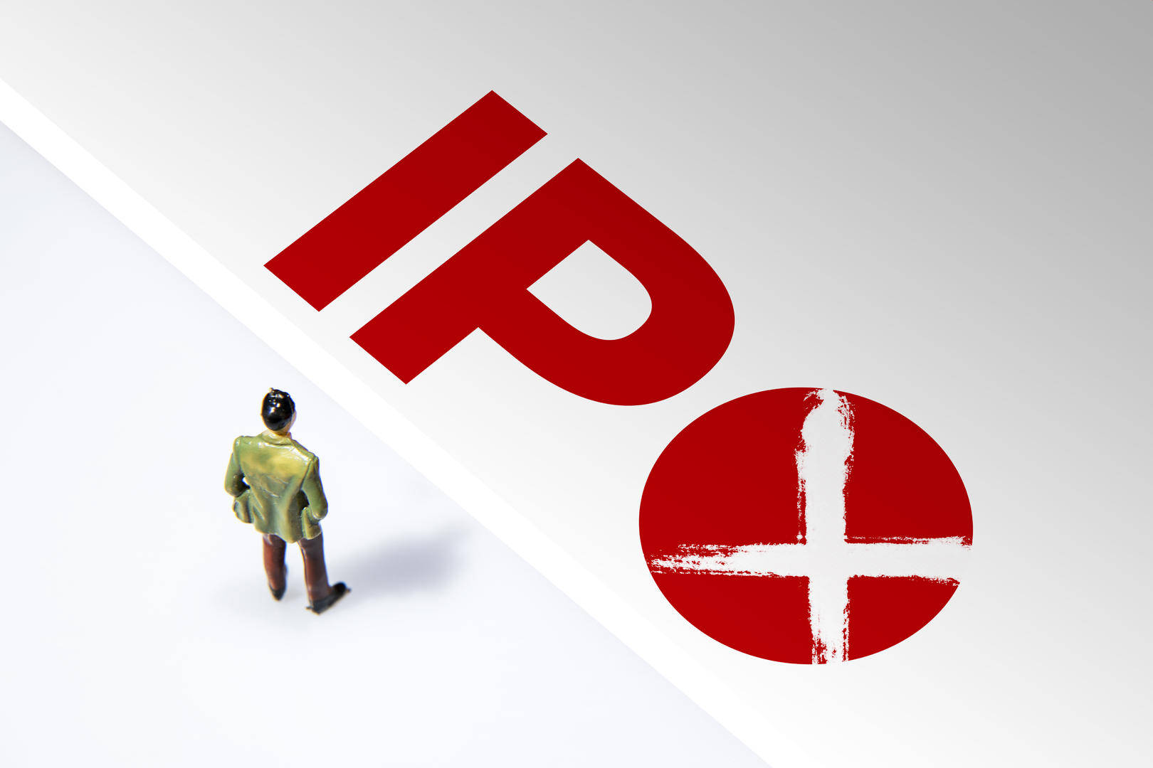 胜通能源：截至2025年12月10日股东总数为13,291户