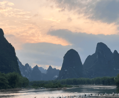 桂林旅游挂牌“卖子”背后：历史“包袱”沉重，陷主业疲软困局