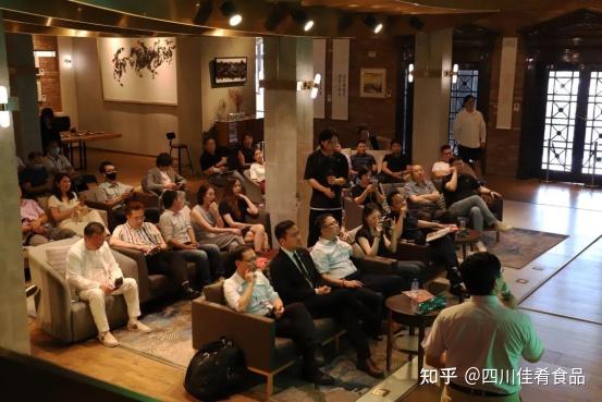 滨海能源：重视与投资者的沟通及市值管理工作