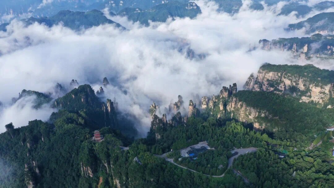 大型系列纪录片《AI中国》第一季