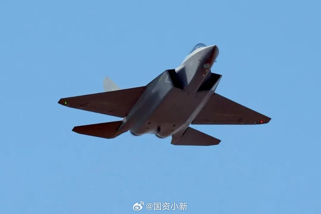 烽火电子：主导产品包括航空搜救定位设备