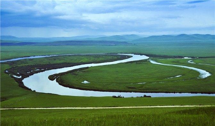 2025年蒙古对外贸易额达270.14亿美元