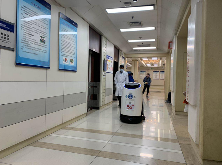 新春走基层｜进企业、进商场、进家庭——山东机器人应用一线见闻