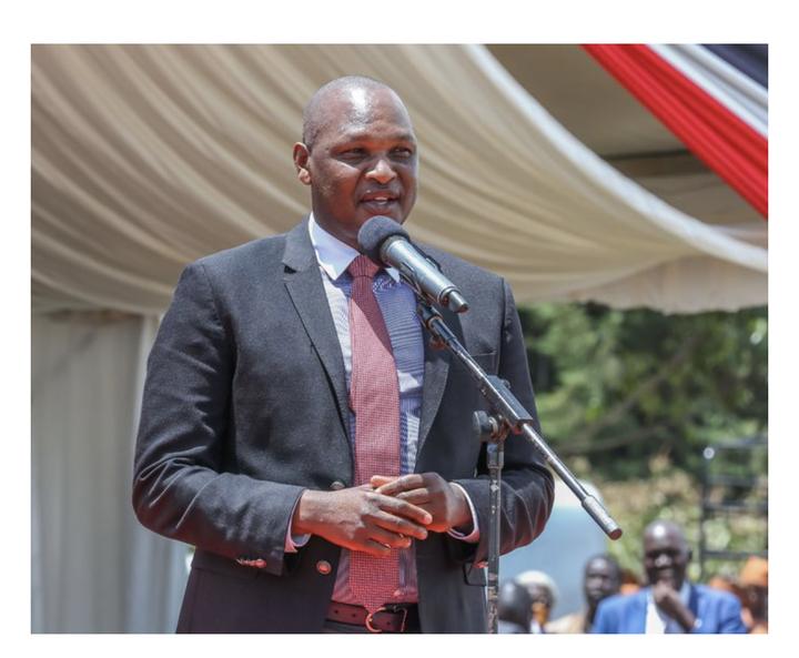 鲁托:肯尼亚不会禁止二手服装进口