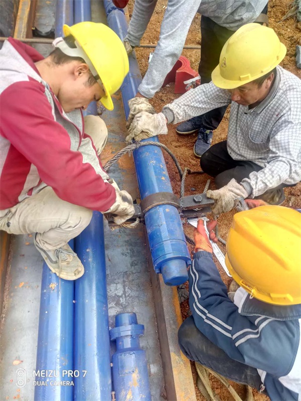 海油发展获得发明专利授权：“一种预注油潜油电机与潜油电缆的连接结构”