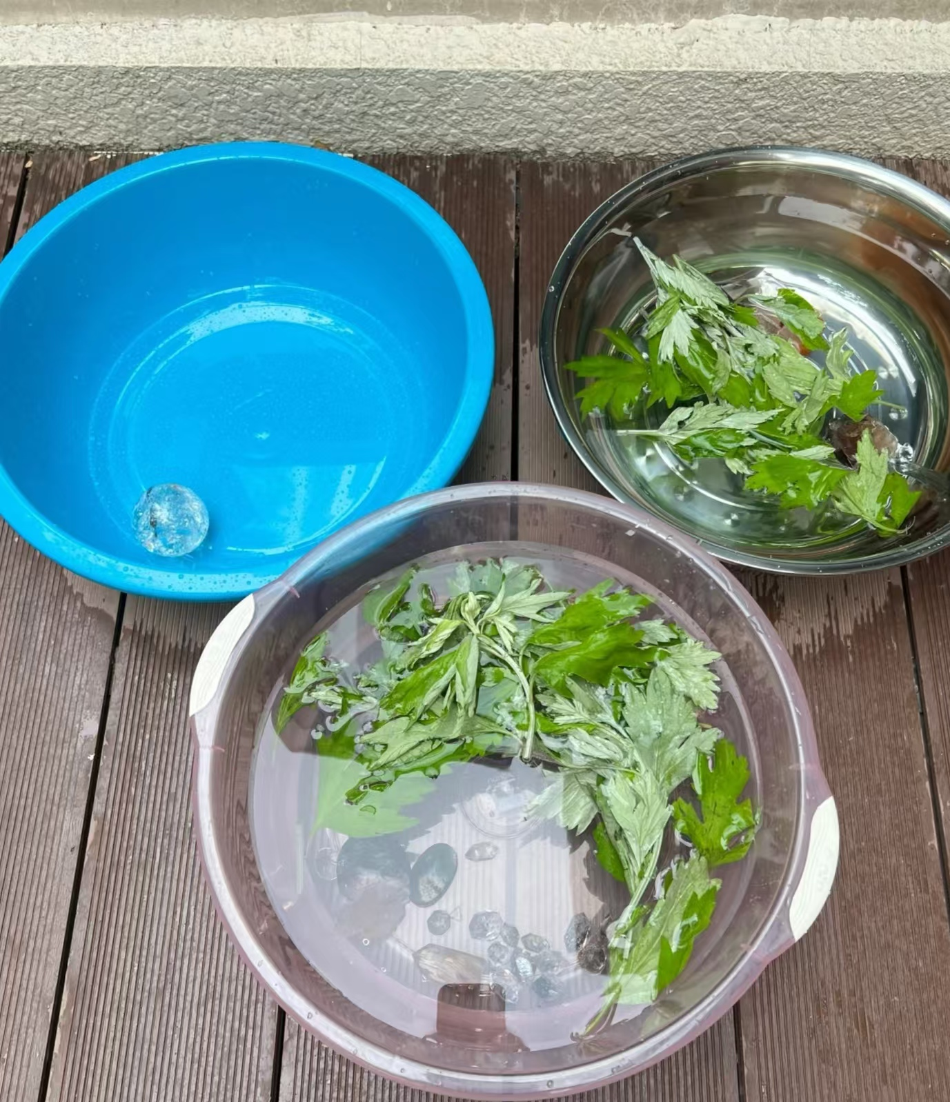 “淘米水”洗菜比清水更干净？