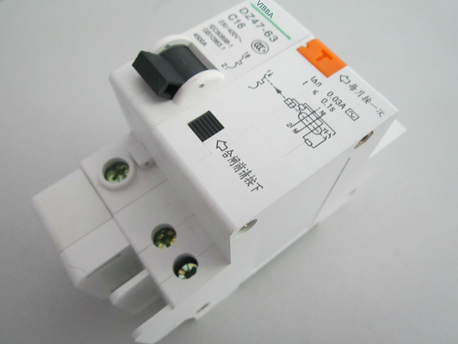 正泰电器获得实用新型专利授权：“断路器瞬时测试工装”