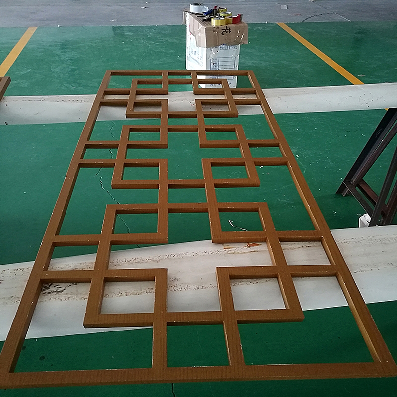 闽发铝业获得发明专利授权：“一种生产铝合金型材用V型喷涂粉房装置”