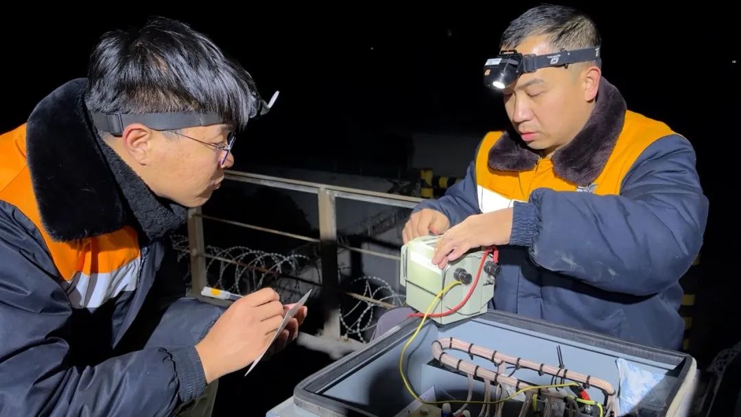 电磁融雪，他们为铁路轨道“送温暖”