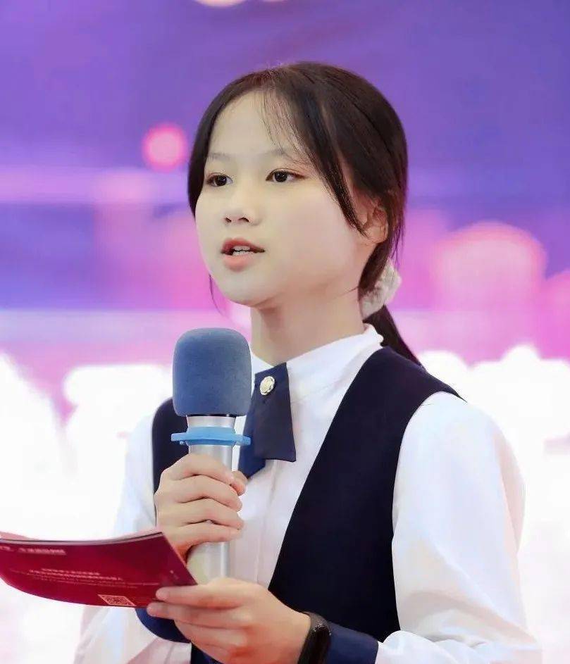 赛迪顾问：“冰城”闪耀春晚舞台，照亮中国冰雪经济万亿蓝图